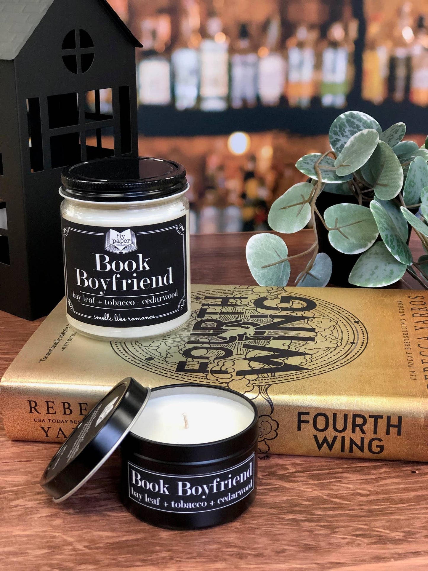 Fly Paper Products - Book Boyfriend 4oz Candle Bay Leaf + Tobacco + Cedarwood