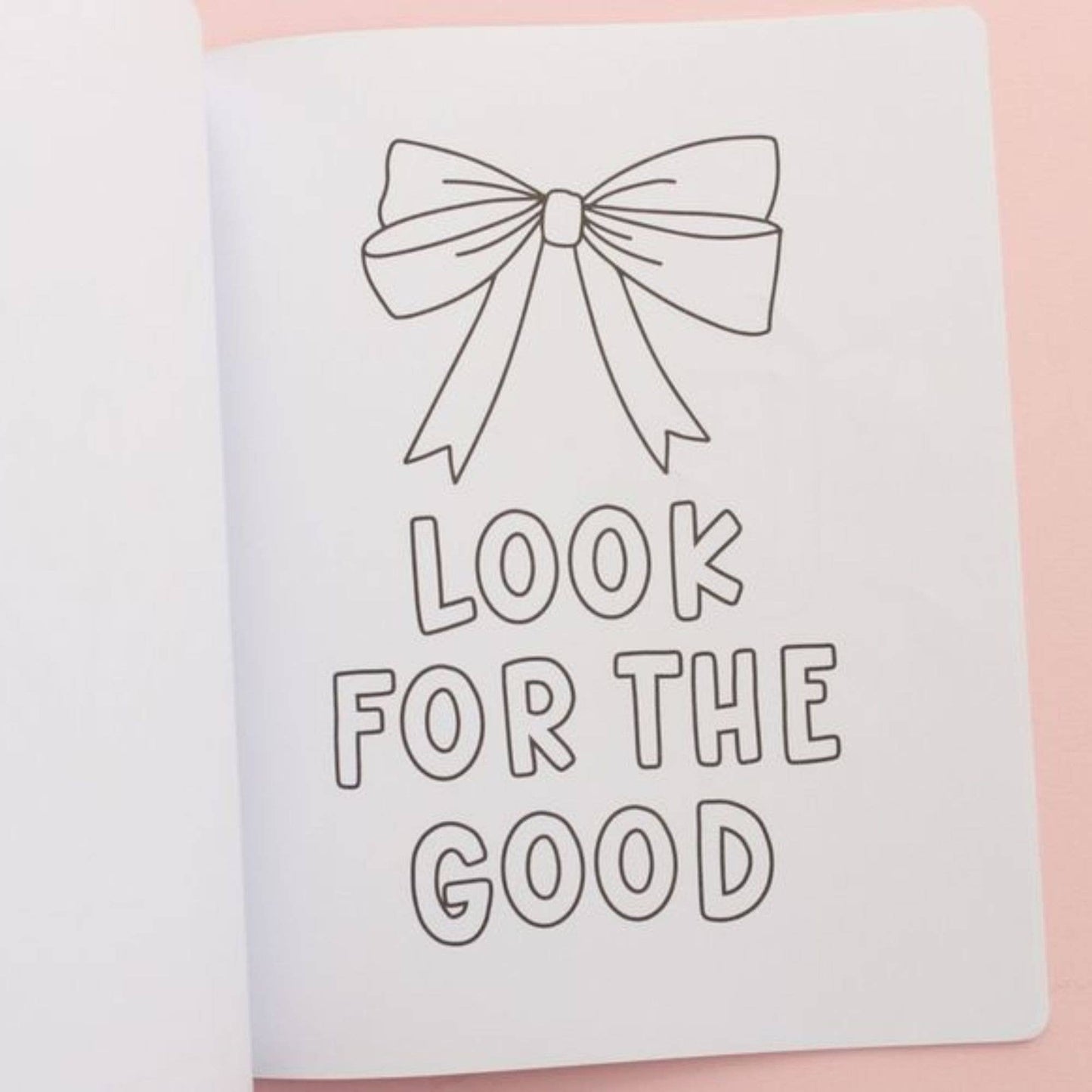 Pippi Post - Bows & Blooms Coloring Book
